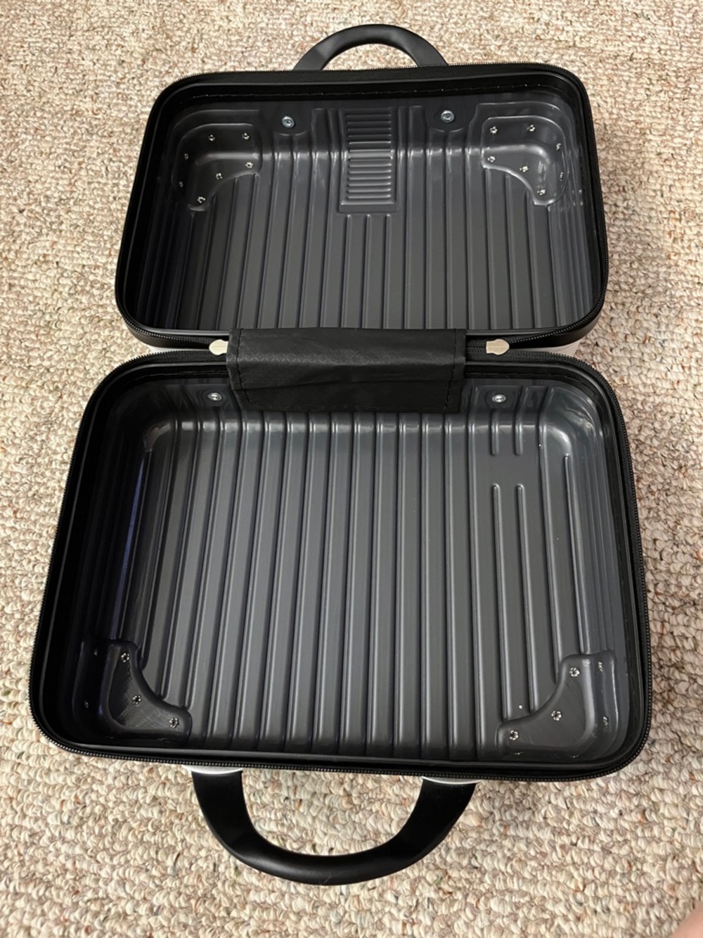 White & Black Hard-Shell Carry Case Travel & Work Bag - Picture 4 of 5